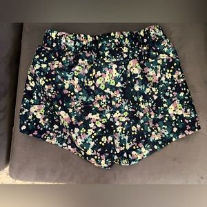 Girls activewear shorts